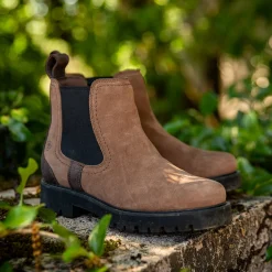 ARIAT ® Ladies’ Wexford Lug Waterproof Chelsea Boots
