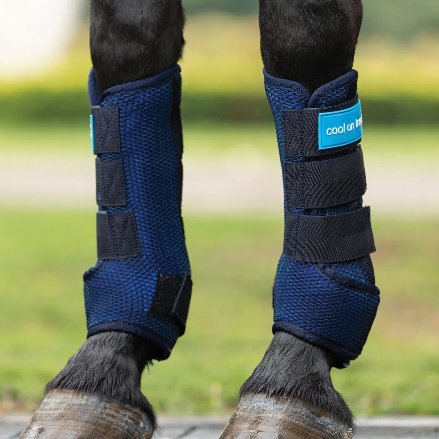 BACK ON TRACK BOT LL Back on Track® Cool on Track™ Quick Wraps