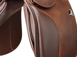 SADDLERY BRANDS INTL Bates Caprilli Close Contact Saddle with Extended Flap