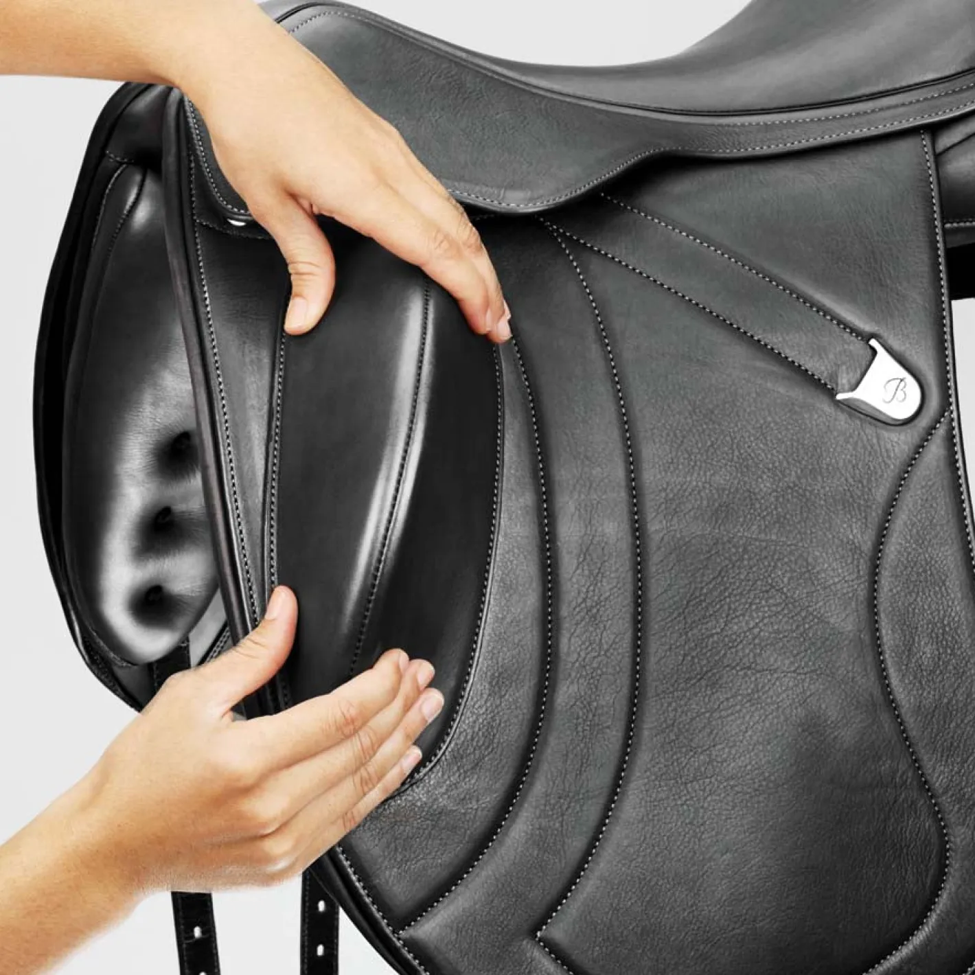 SADDLERY BRANDS INTL Bates Innova Mono+ Dressage Saddle