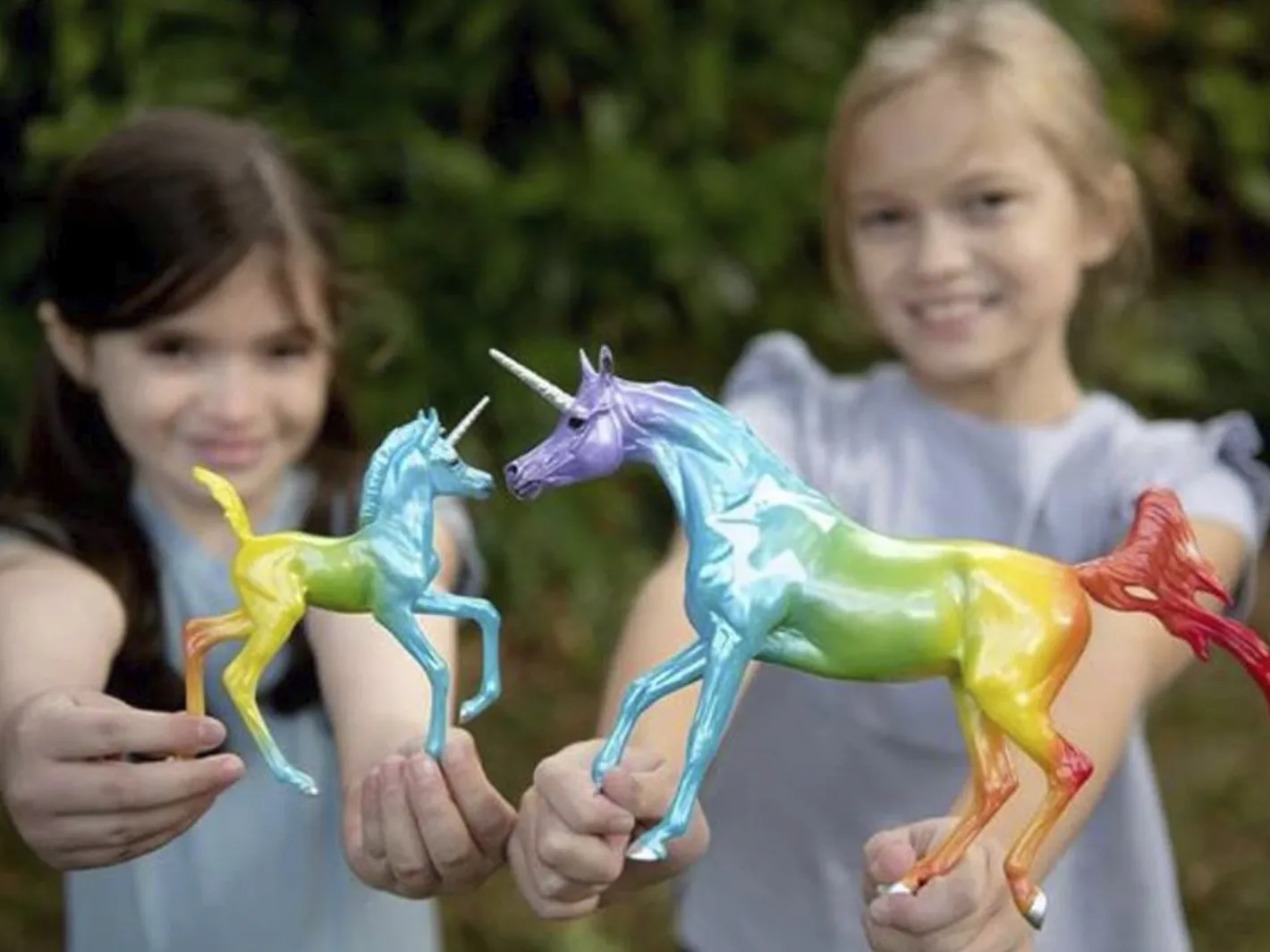 Kids REEVES INTERNATIONAL Breyer® Love & Hope 2024 Horse of the Year