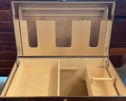 PHOENIX WEST DS Hardwood Trunk with Bandage Lid