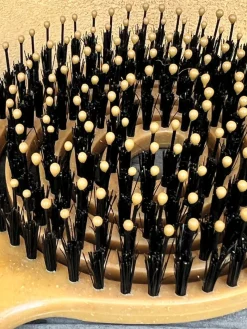 EPONA LTD Epona The Queen’s Mane & Tail Brush