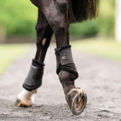 EQUIFIT ® Essential EveryDay™ Hind Boots, Vegan SheepsWool™