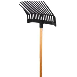 SHILOH STABLES TACK Heavy Duty Stall Fork