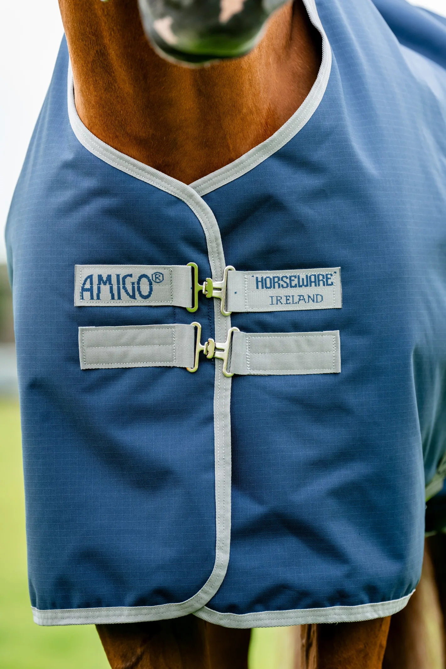 HORSEWARE ® Ireland Amigo® Ripstop 900D 200 Gram Standard Neck Turnout