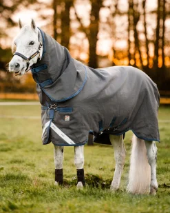 HORSEWARE ® Ireland Rhino® Plus HexStop Vari-Layer® 250 Gram Medium-Weight Turnout Blanket