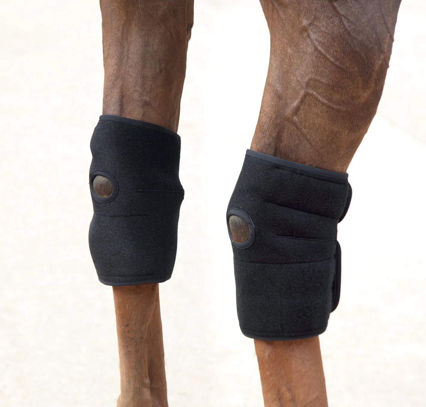 SHIRES EQUESTRIAN Hot/Cold Joint Relief Boots