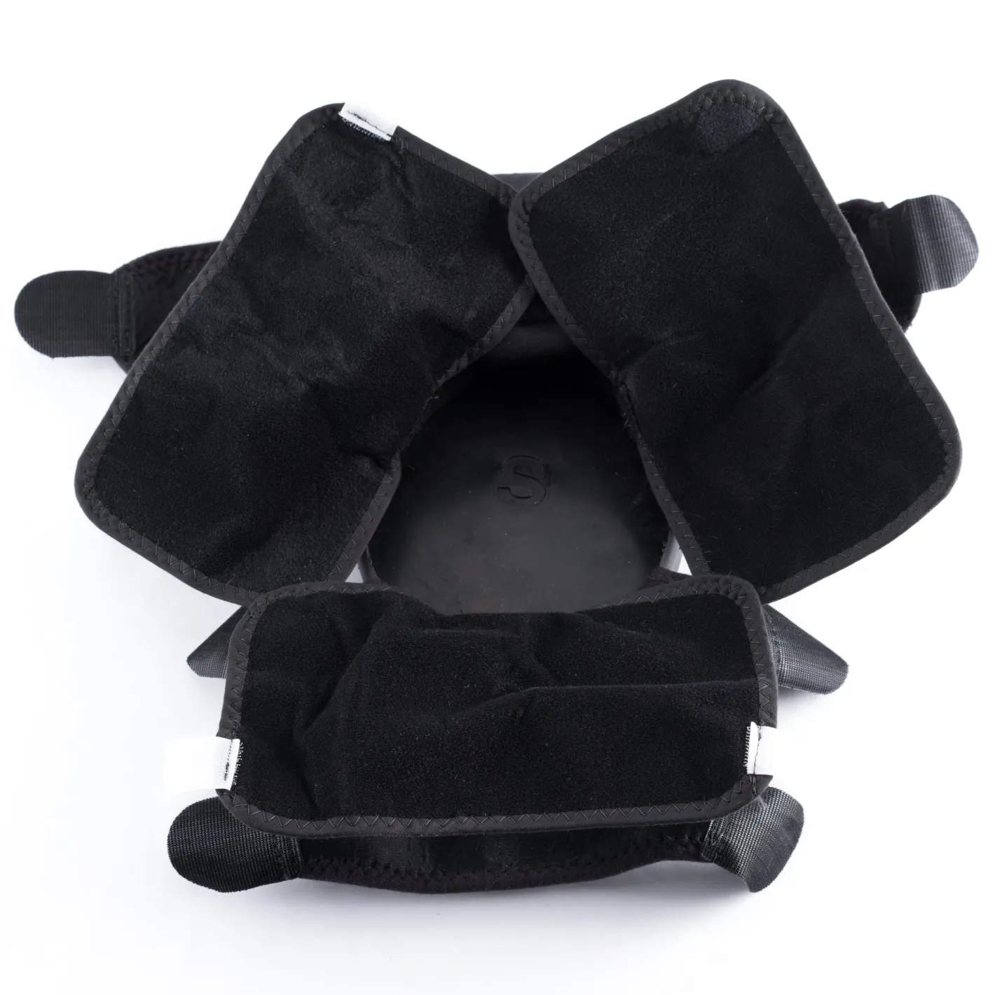 MACKINNON Ice Horse® Hoof Boots