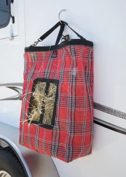 KENSINGTON ™ 2-Flake Hay Bag