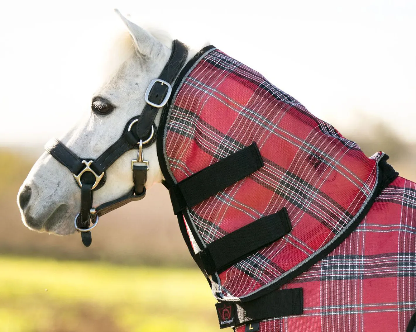 KENSINGTON ™ Mini Protective Neck Cover
