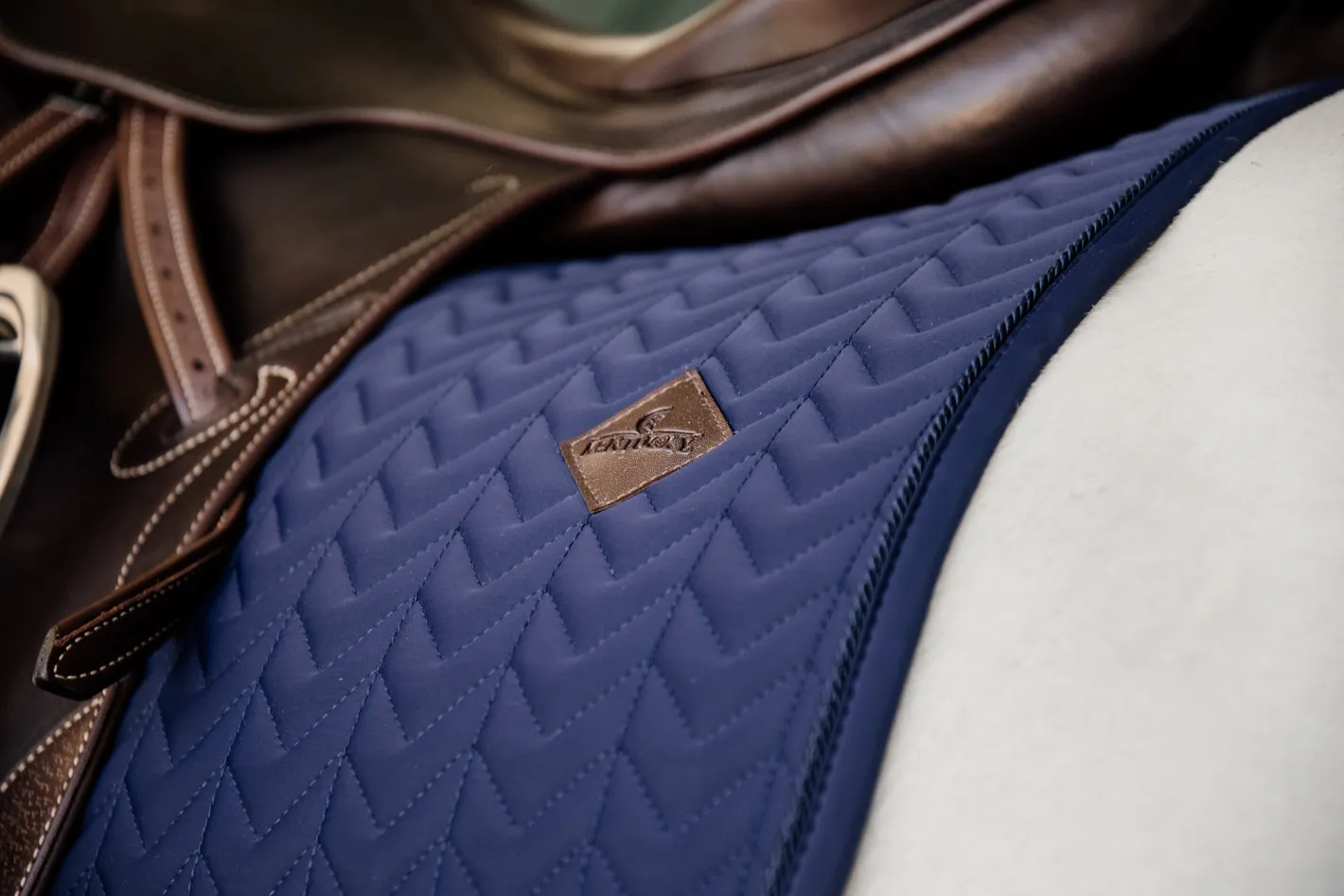 KENTUCKY HORSEWEAR Fishbone Dressage Pad