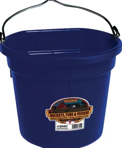 ANIMAL HEALTH INT Little Giant® 8-Quart Flatback Bucket
