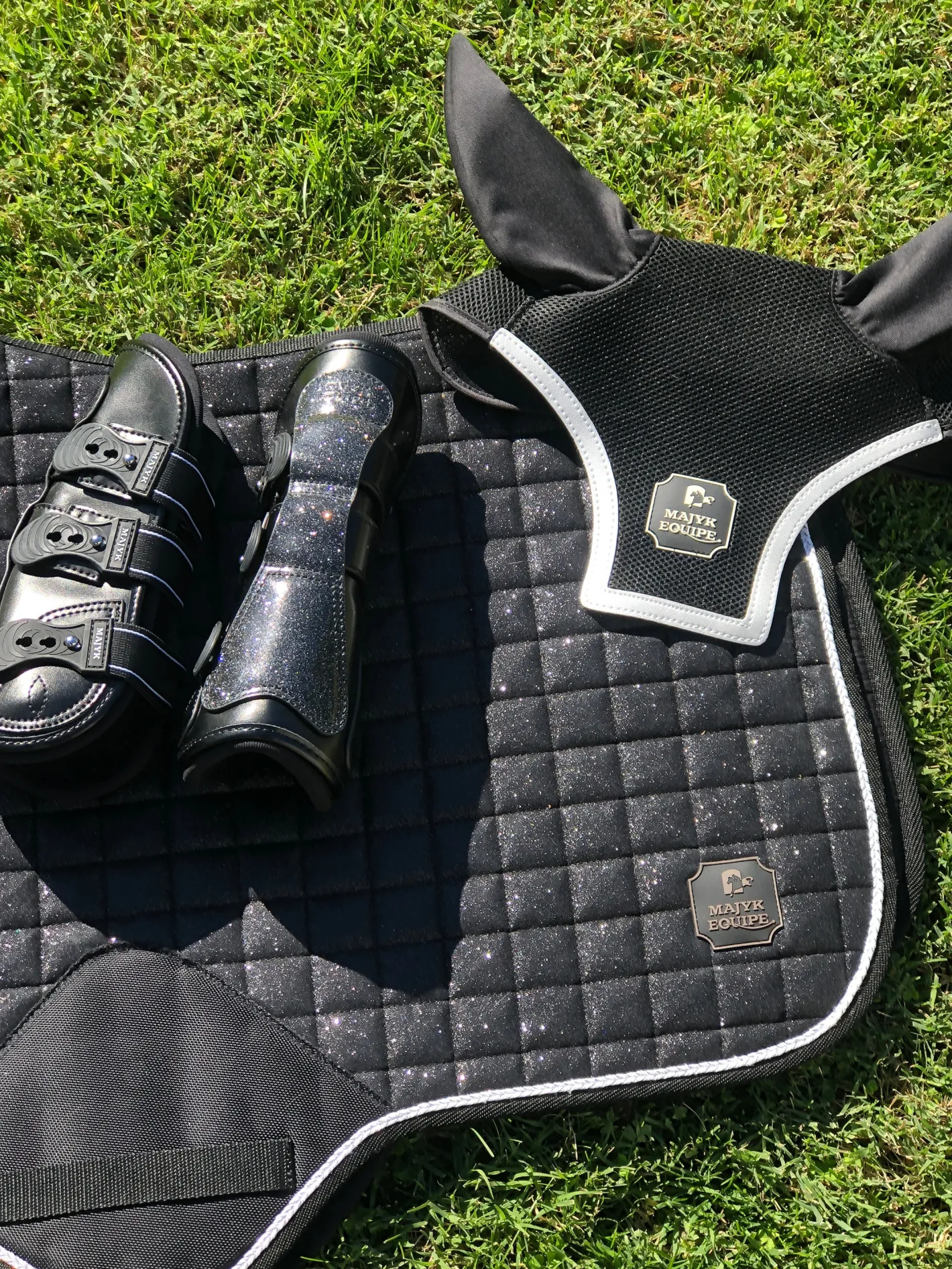 MAJYK EQUIPE ® Estrella Sparkle Leather Tendon Boots