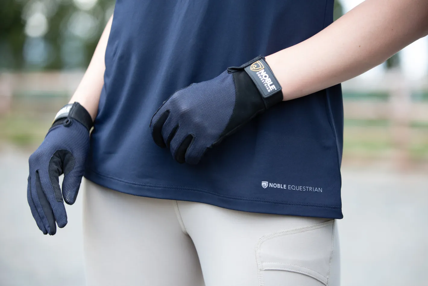 ADIRA Noble Equestrian™ Perfect Fit Cool Mesh Glove