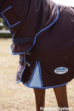 WEATHERBEETA ® ComFiTec™ Ultra Cozi II Detach-A-Neck Medium-Weight Turnout Blanket